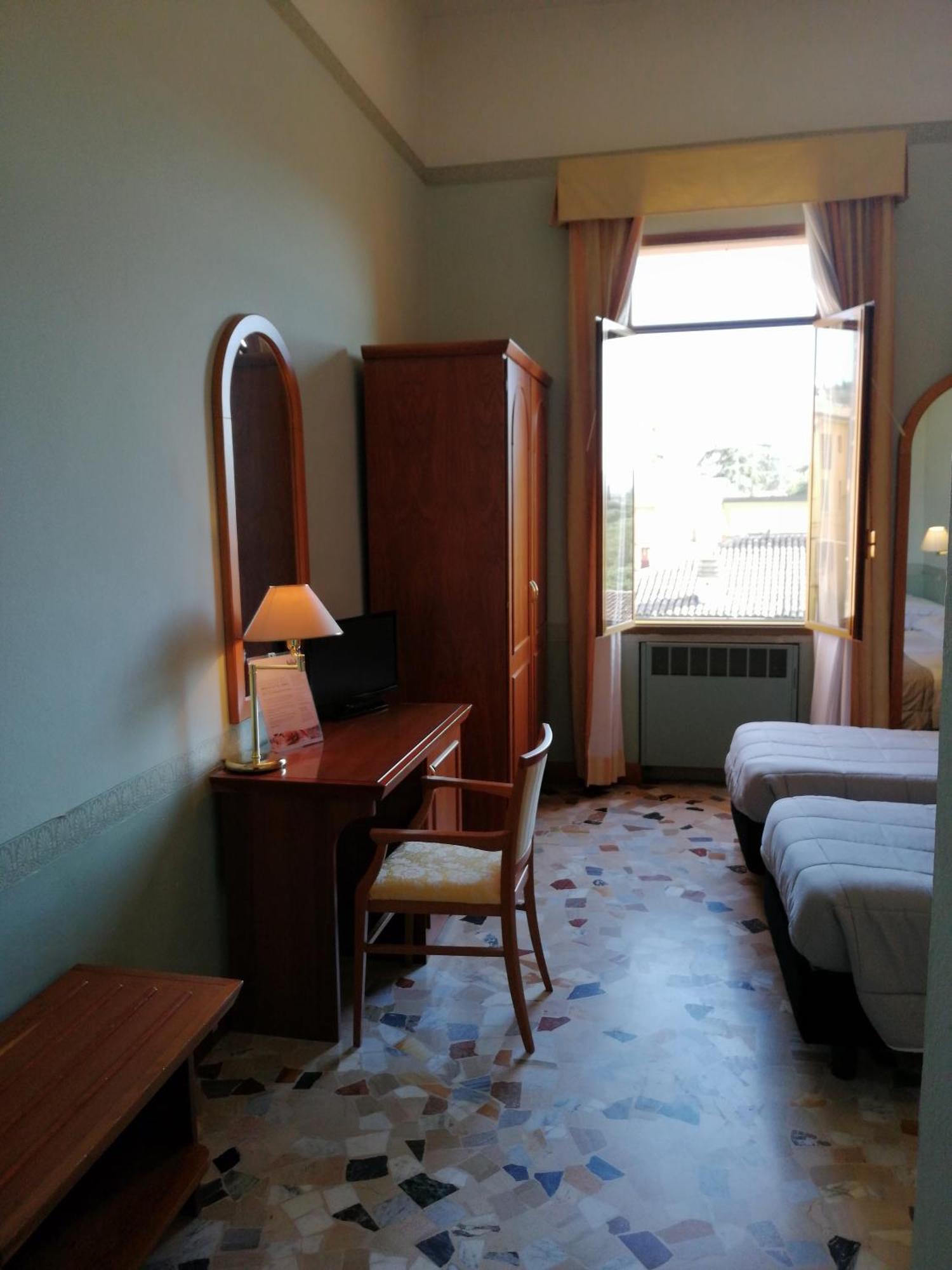 Hotel Antico Borgo Riolo Terme Habitación foto