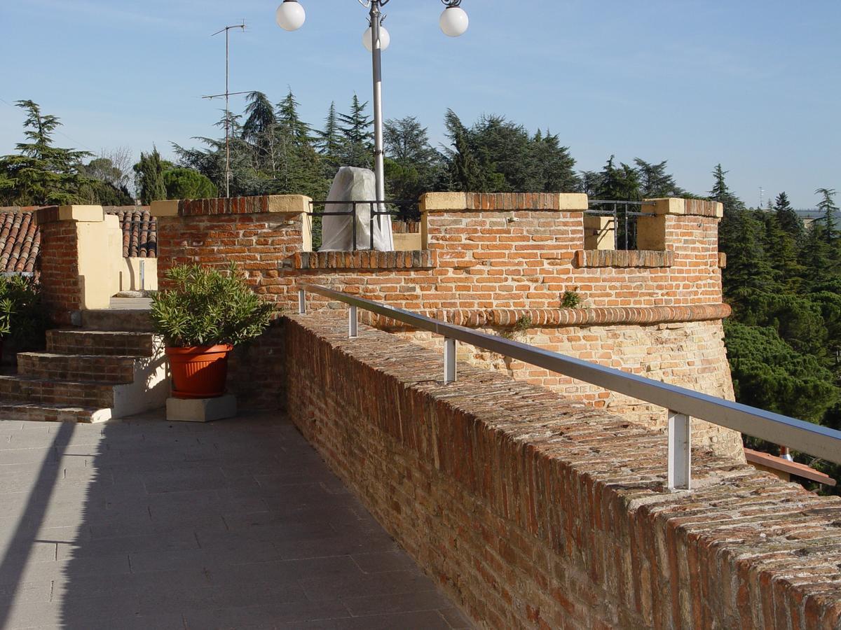 Hotel Antico Borgo Riolo Terme Exterior foto