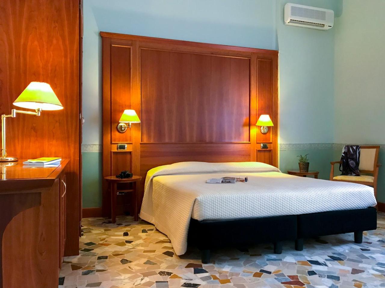 Hotel Antico Borgo Riolo Terme Exterior foto